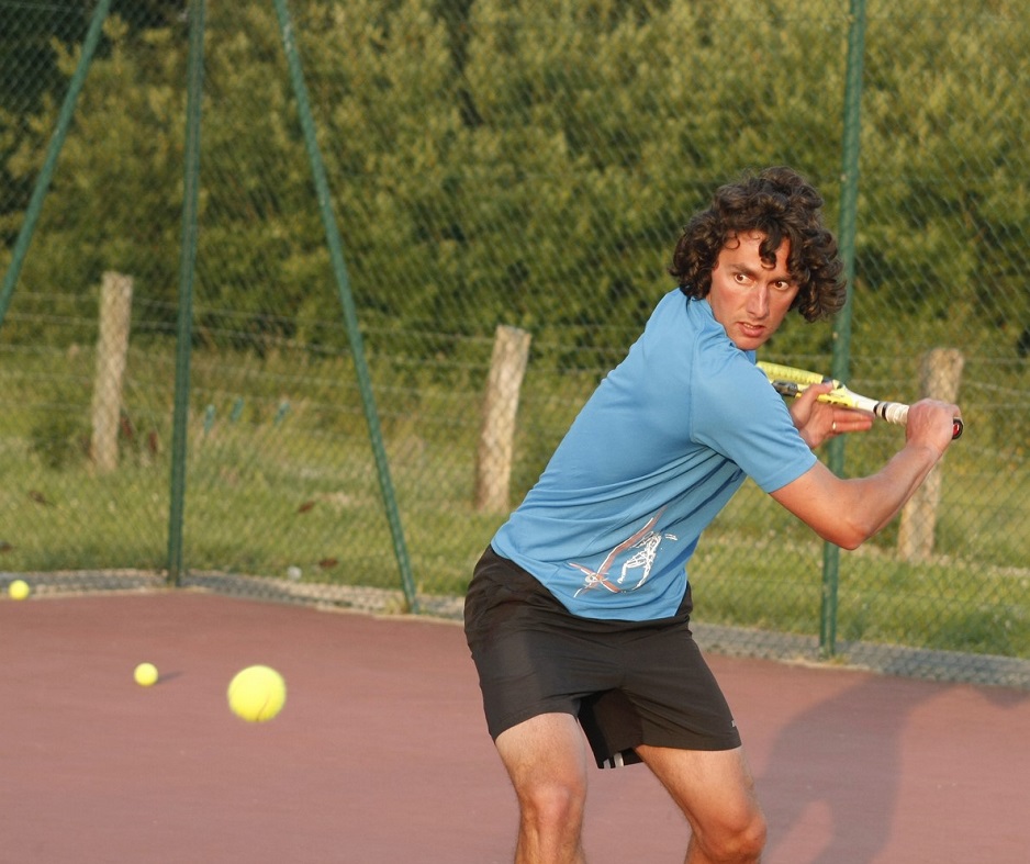 Jean-Pascal Roussat, l’entraîneur de tennis en ligne